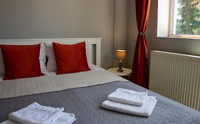 Lyra Apartment
